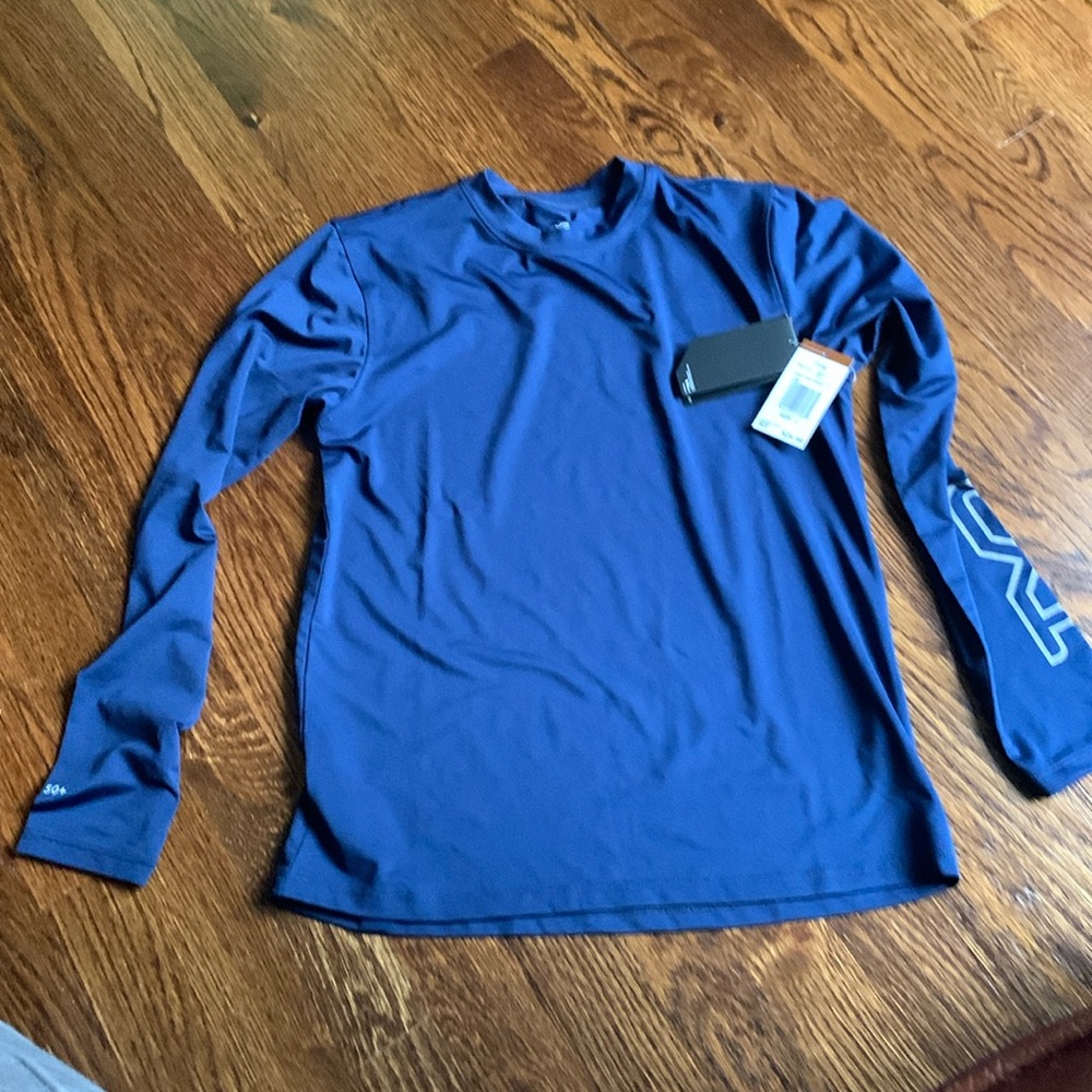 TYR SPF 50 Swim Shirt size L, navy